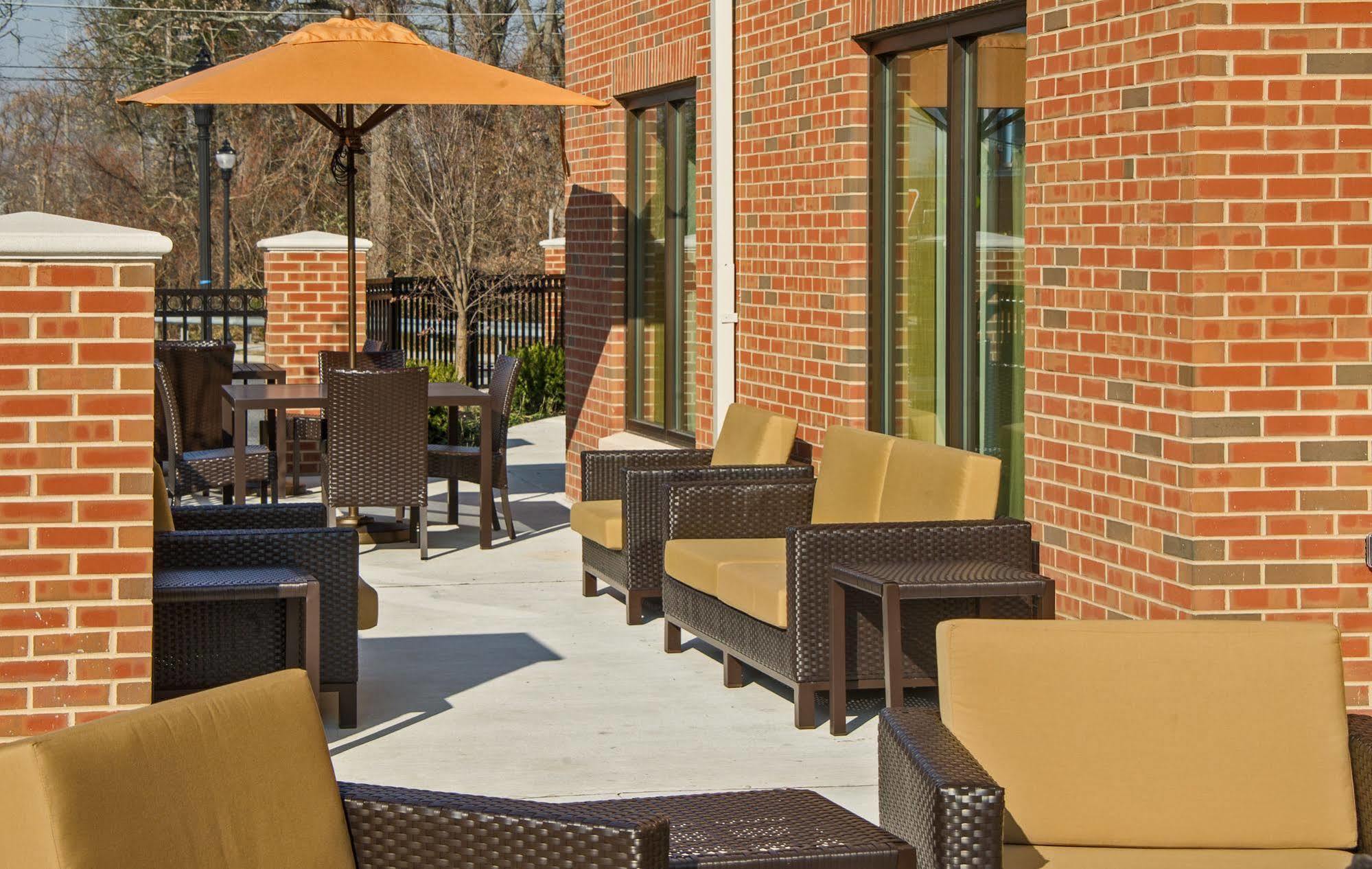 Courtyard By Marriott Glassboro Rowan University Екстер'єр фото